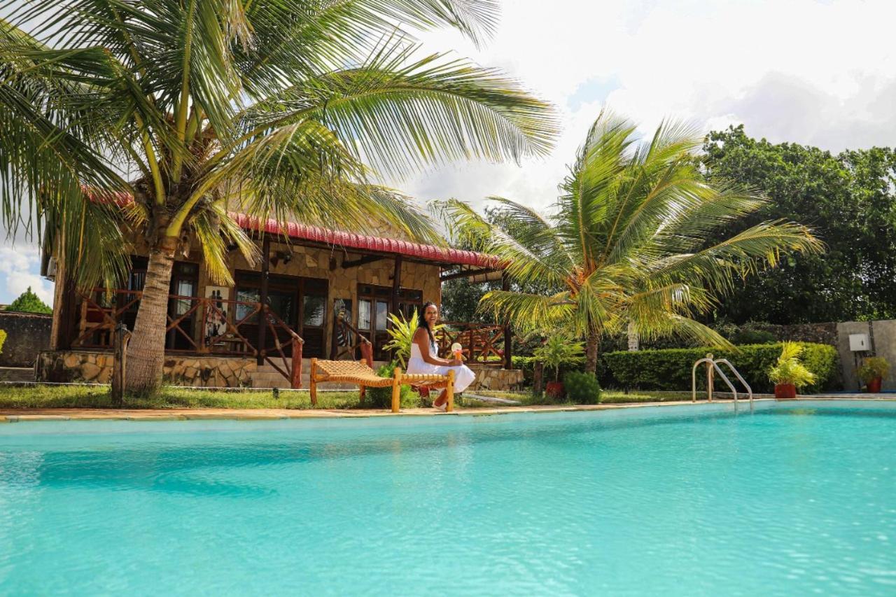 Ivory Ocean View Hotel Marumbi Eksteriør billede